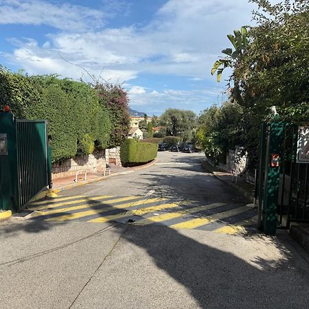 Studio Calme A Deux Pas De La Mer Avec Jardin Et Parking Prive Beaulieu-sur-Mer Buitenkant foto